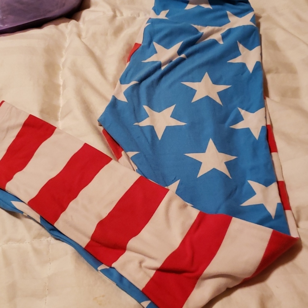 Gently used Lularoe stars and stripes legging